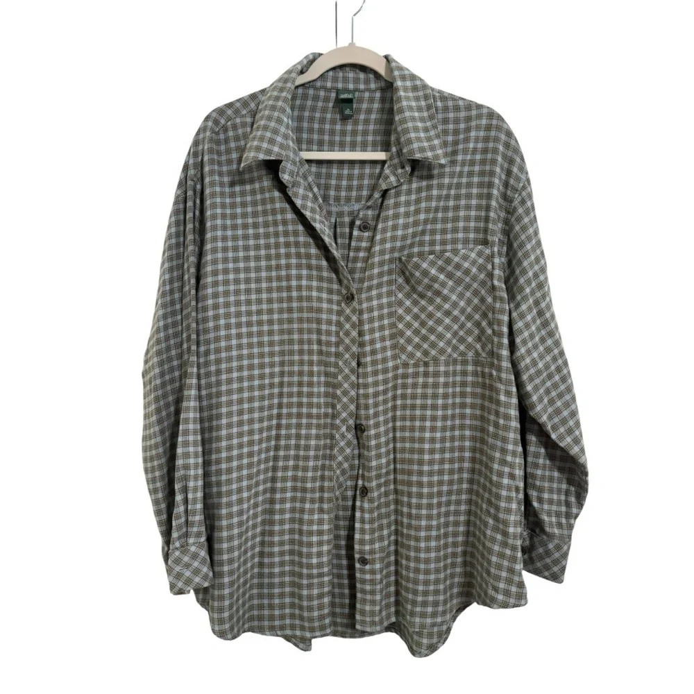 Wild Fable Brown and Blue/Gray Casual Button Down Shirt I Size: L - Picture 2 of 6